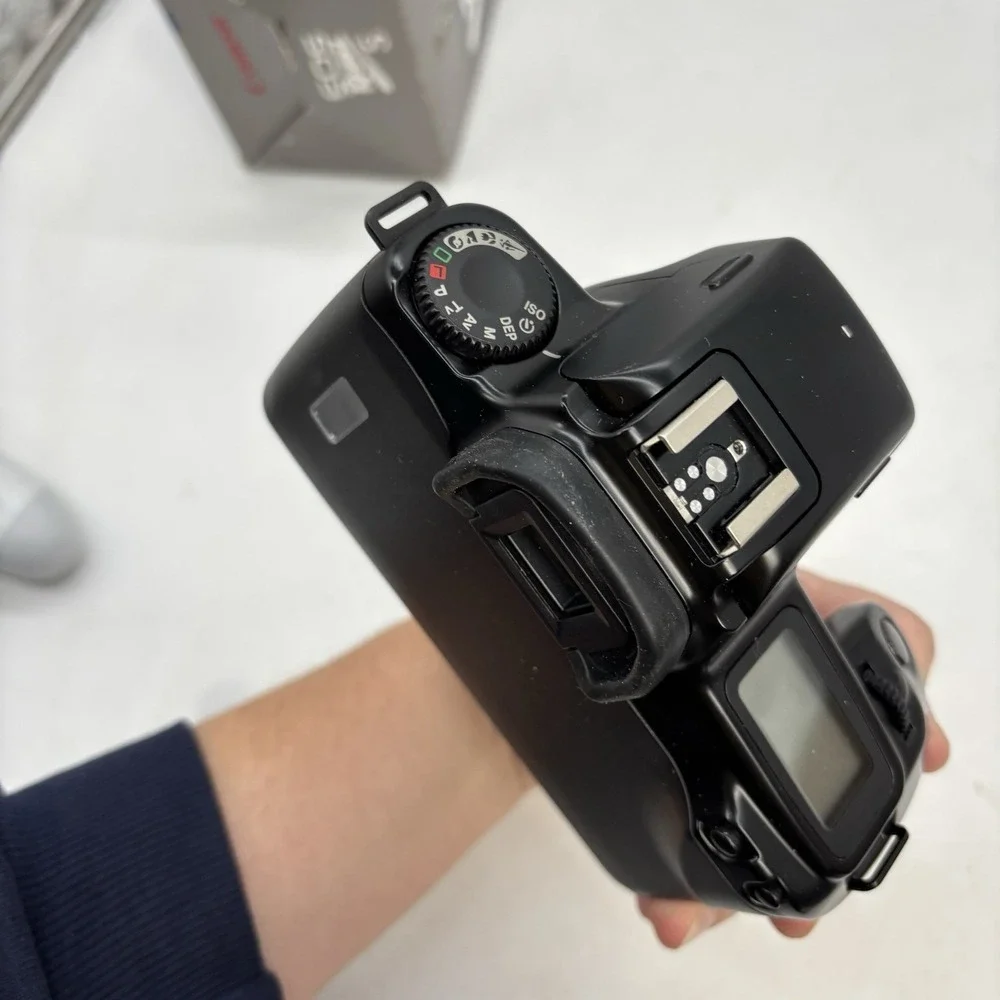 Cannon EOS Rebel S Camera Black Excellent Condition NEW IN BOX